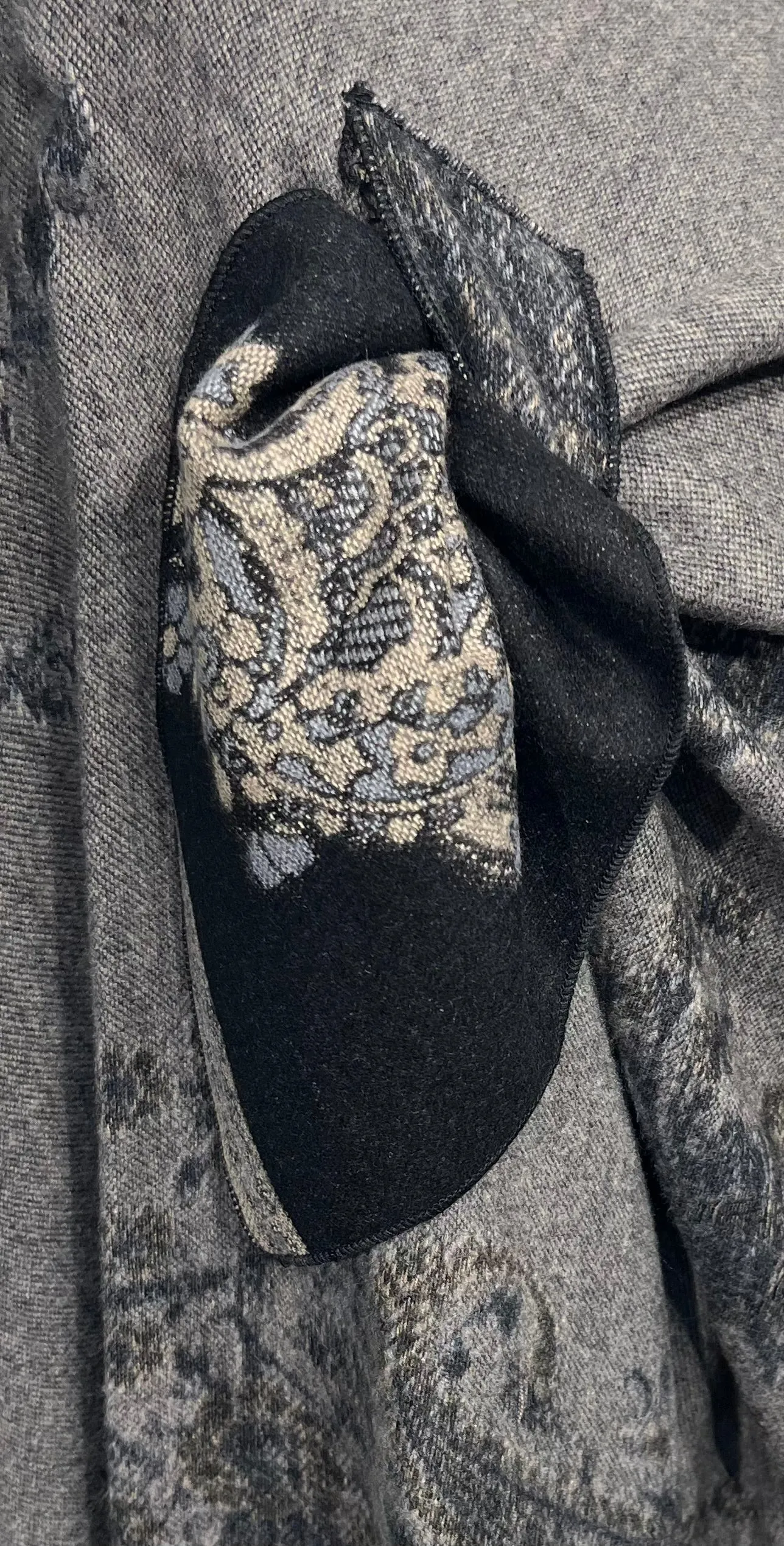 Black to Grey Paisley Reversible Cashmere Shawl