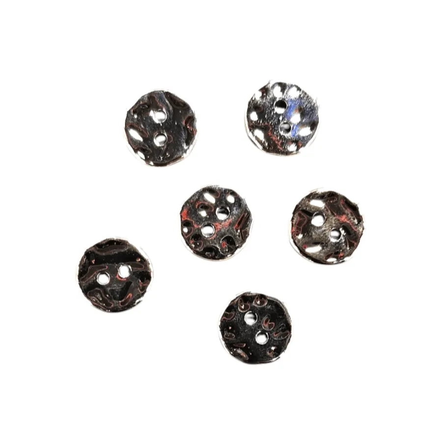 Buttons 18"