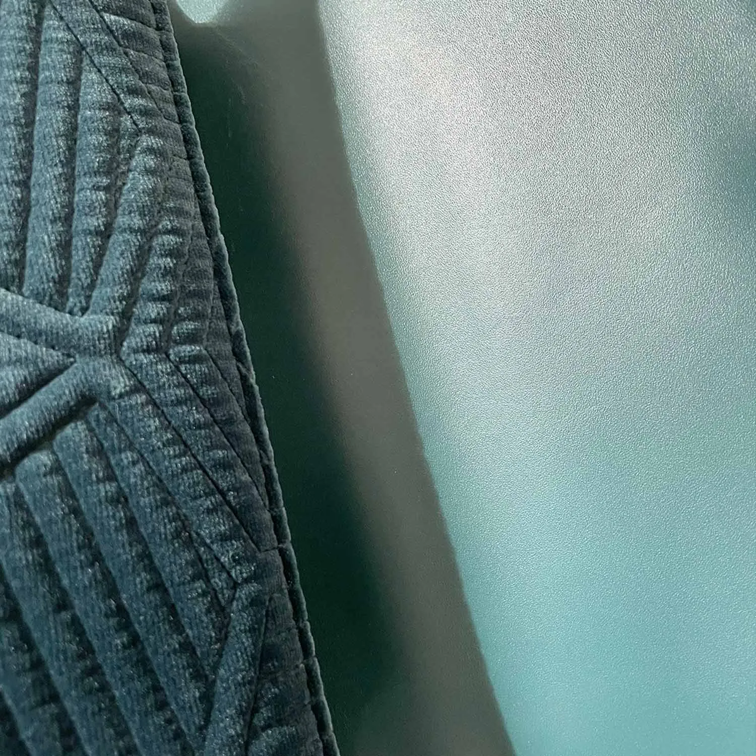 Bvlgari Velvet Serpenti Diamond Blast Shoulder Bag