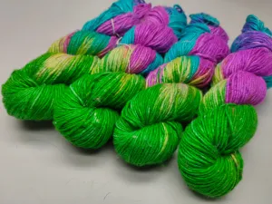 Mulberry Yarn Short Fiber - SkyLark